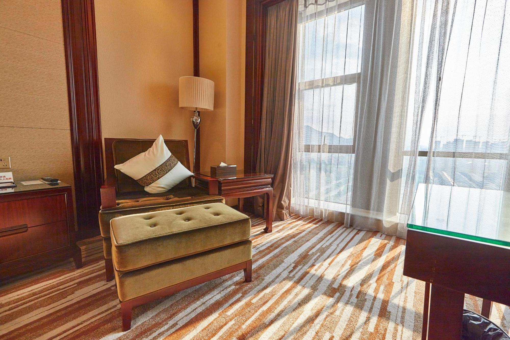 Wyndham Grand Plaza Royale Chenzhou Hotel Exterior photo