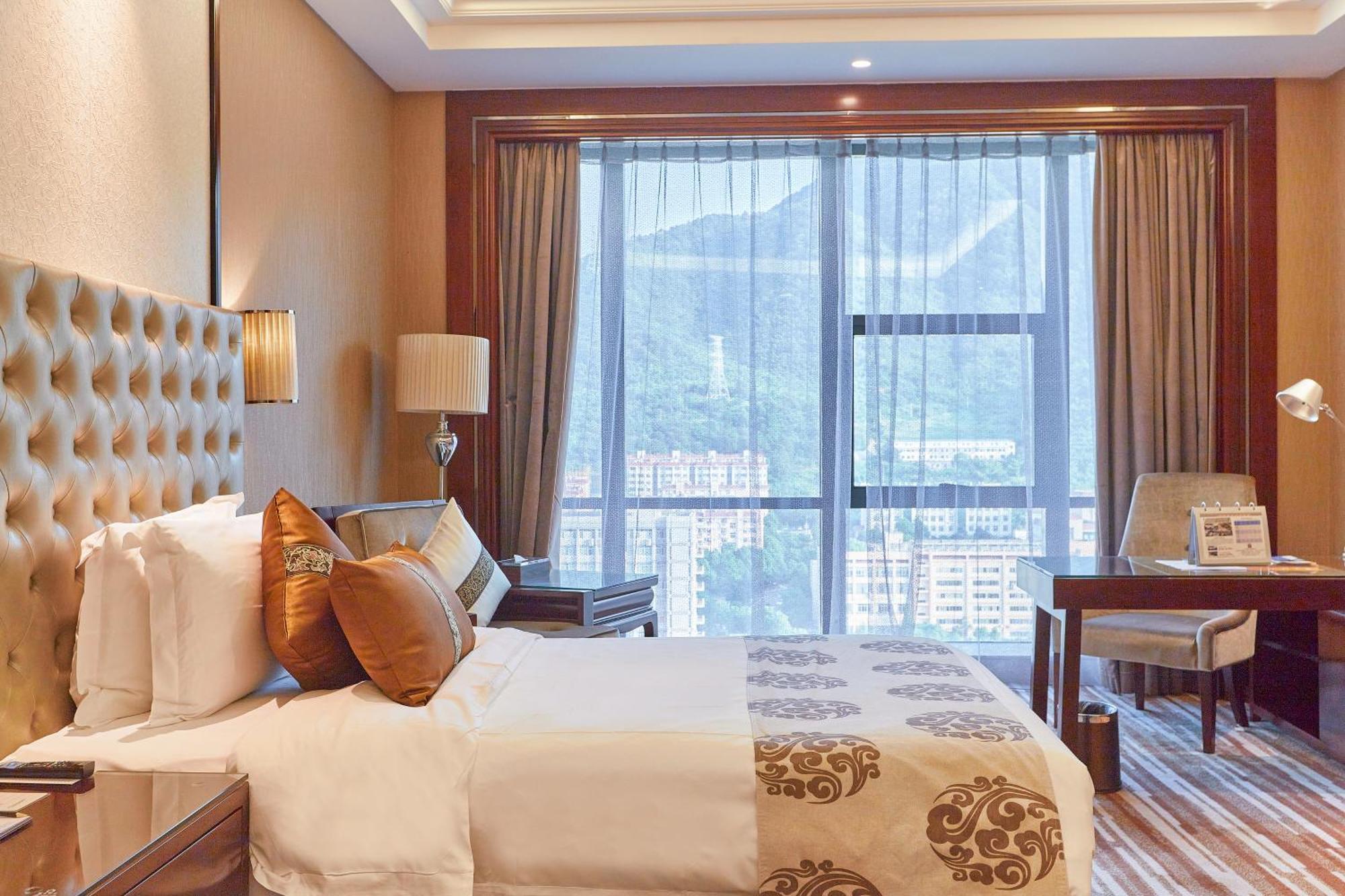 Wyndham Grand Plaza Royale Chenzhou Hotel Exterior photo