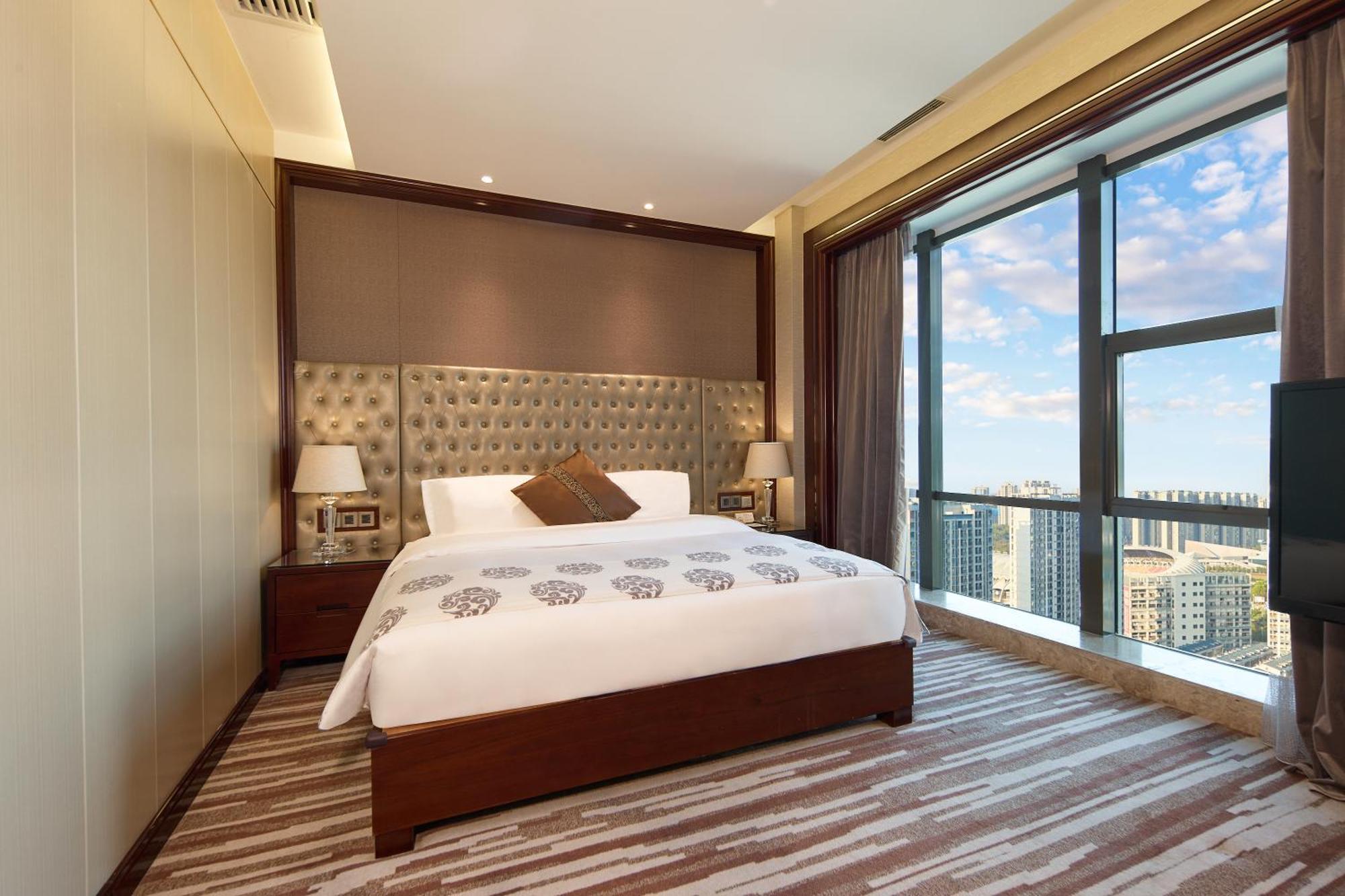 Wyndham Grand Plaza Royale Chenzhou Hotel Exterior photo